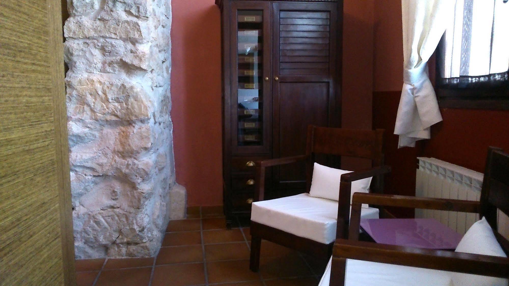 Hotel Fonda La Grancha à La Fresneda Extérieur photo